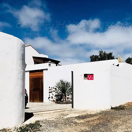Casa Isabella In A Quiet Area Of Macher, Lanzarote Holiday home *