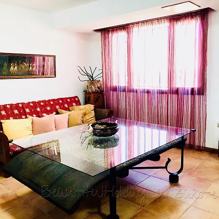 Casa Isabella In A Quiet Area Of Macher, Lanzarote Holiday home Macher